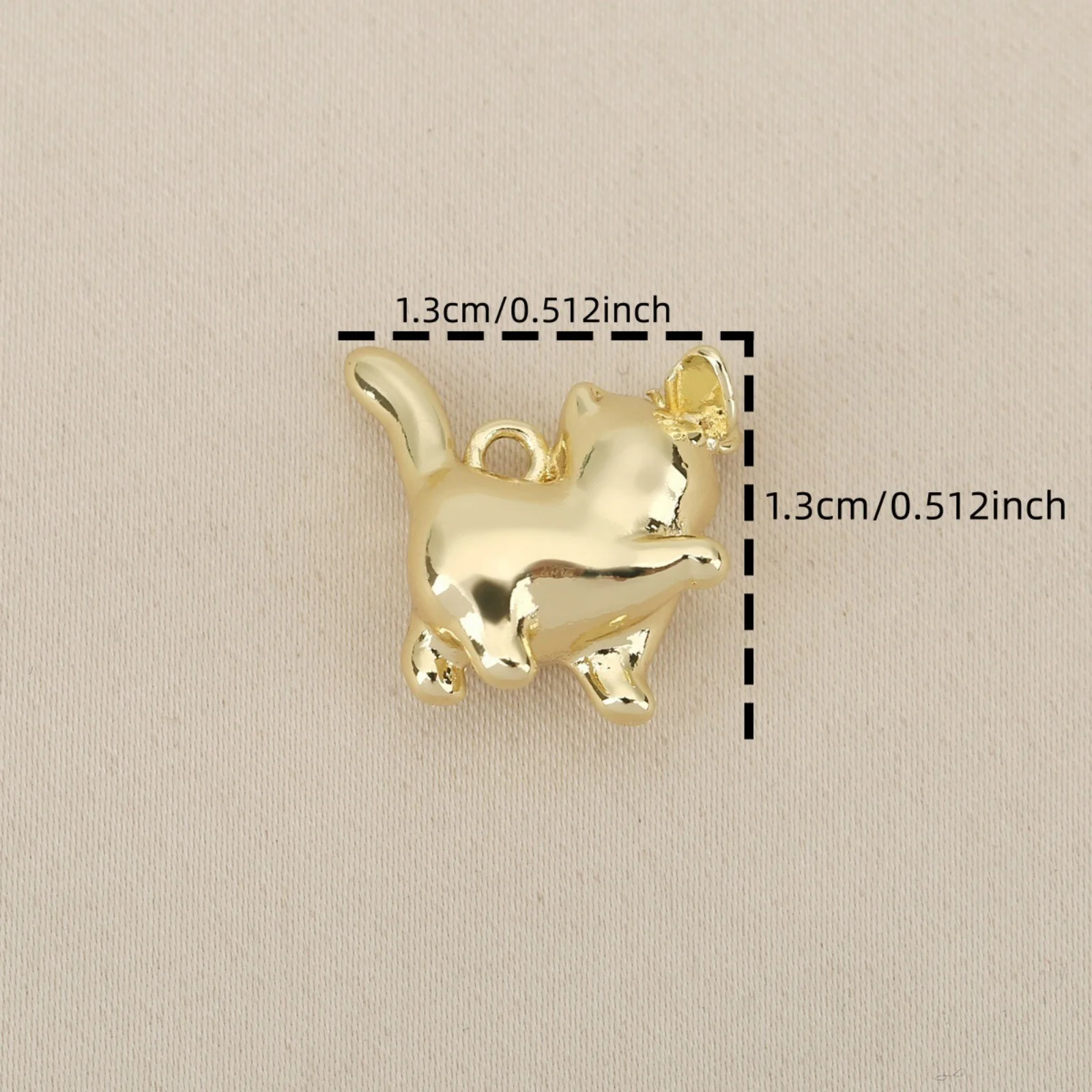 2pcs  Mini Brass Charms Gold Plated Cat Animal 3D Pendants For Women DIY Necklace Earrings Jewelry Findings Wholesale 13mmx13mm
