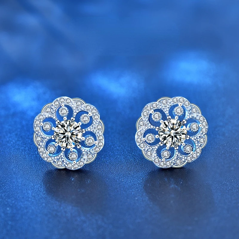 S925 Sterling Silver Moissanite Stud Earrings Women Personality Exquisite Flower Round 0.5 Ct Moissanite Engagement Gift