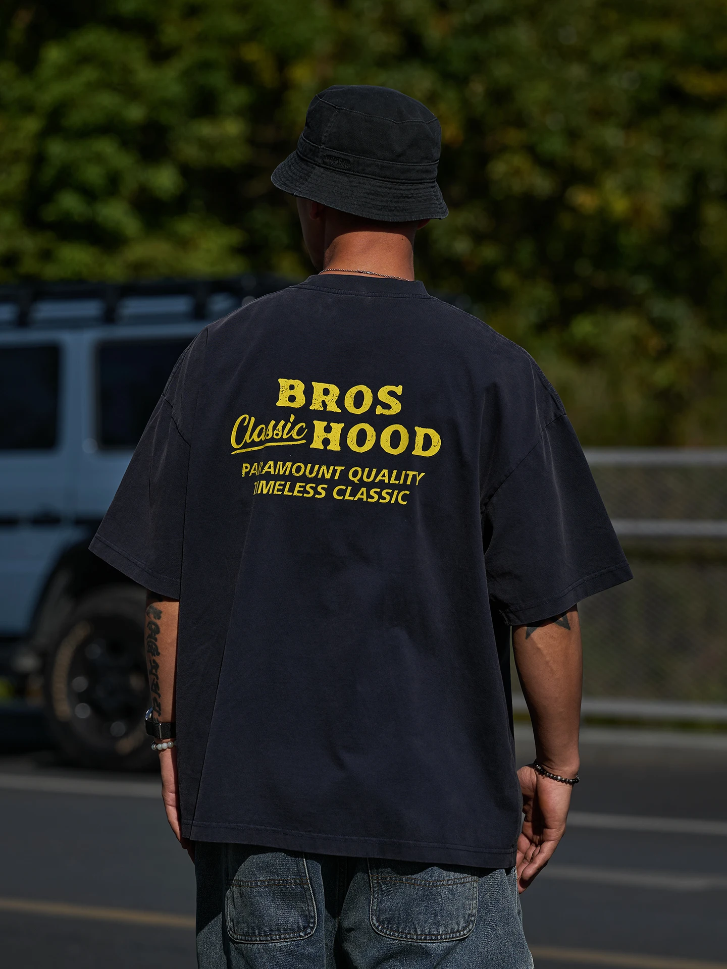 Broshood 26SS Classic Washed Vintage Sand Short Sleeve T-Shirt Loose Fit Crack Font Print Casual Cotton Tee for Youth