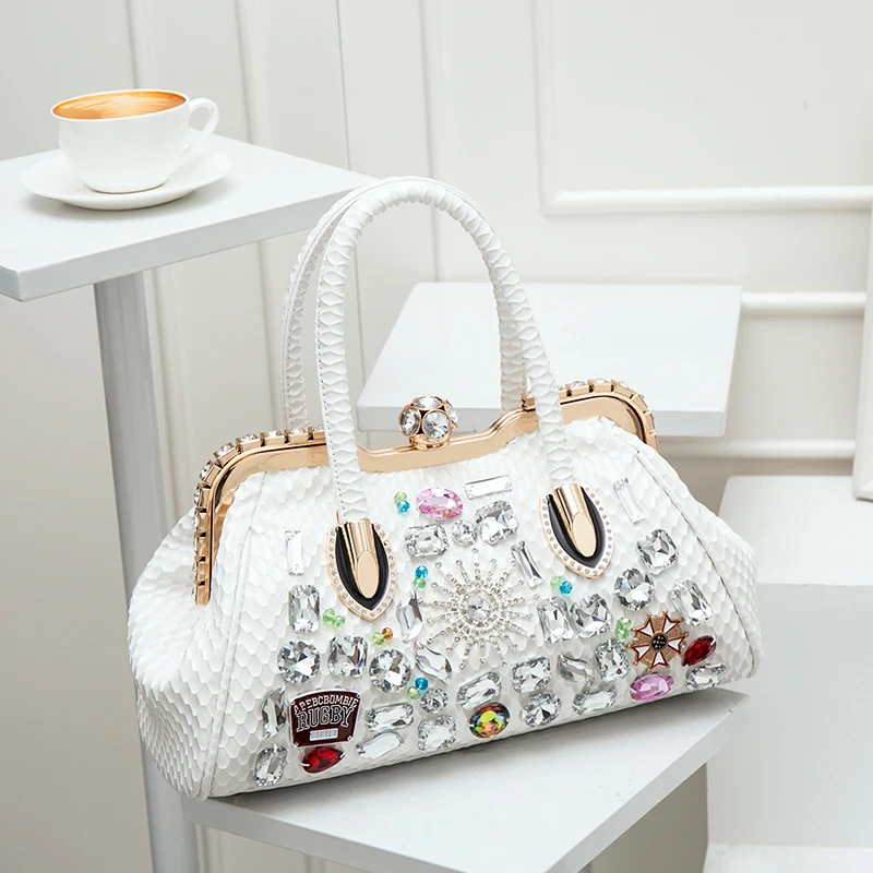 2023 new Women color diamond bag with diamond clip with drill handbags rhinestone female evening bag oblique shoulder bags lock