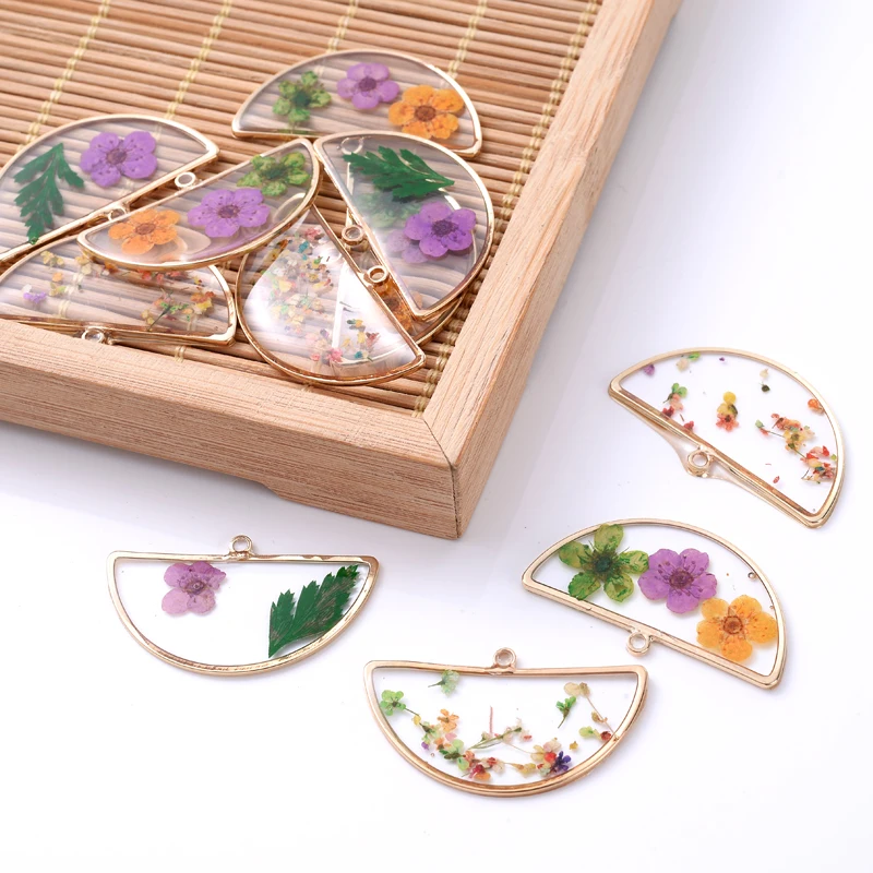 4Pcs Semicircle Geometric Transparent Foil Pressed Dried Flower Drop Gel Petal Charms Pendant for Earring Making