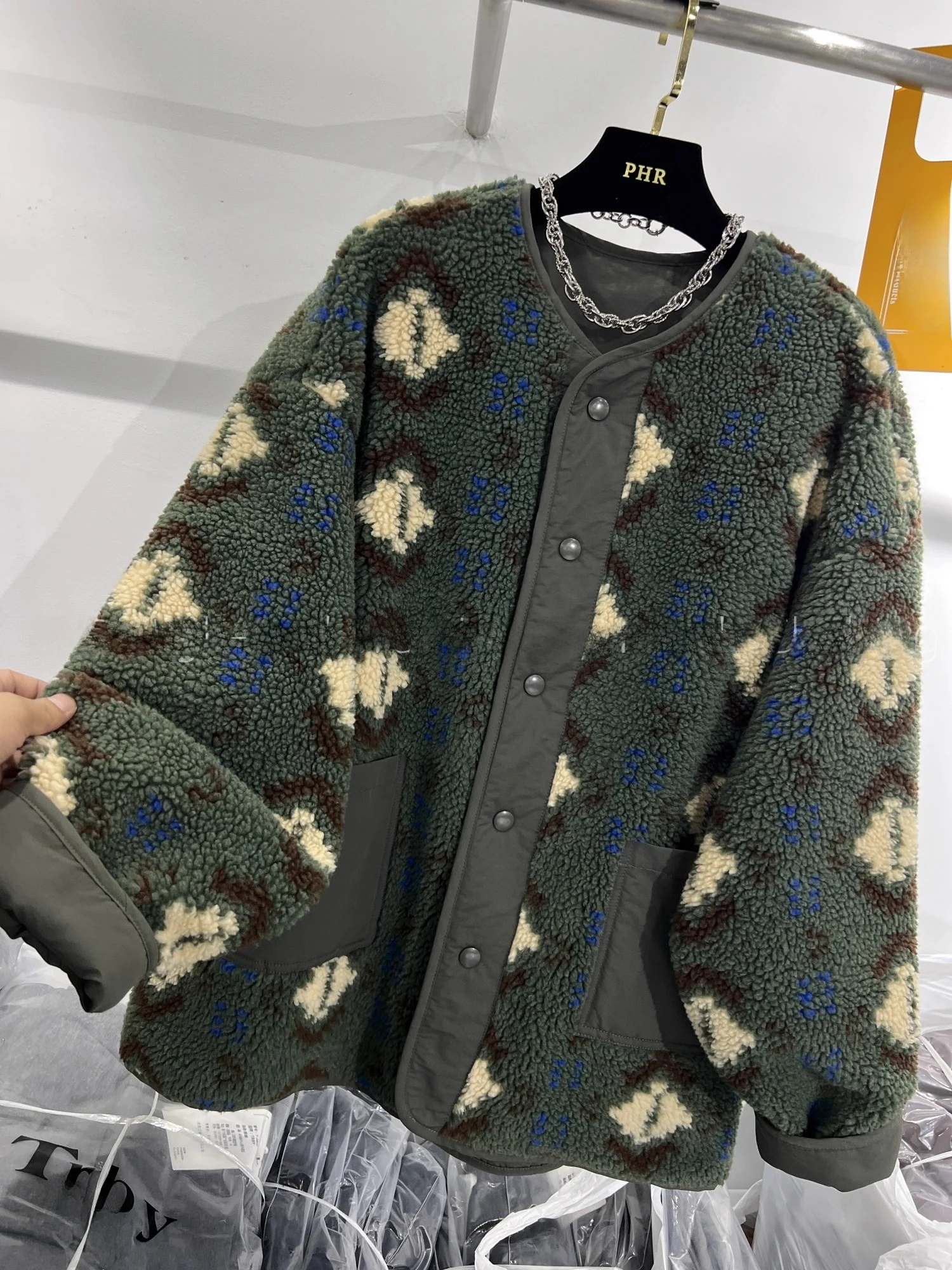 

Утепленная зимняя куртка оверсайз с круглым вырезом и принтом, двусторонняя, для мужчин, женщин и молодежи, модная, теплая, с длинными рукавами