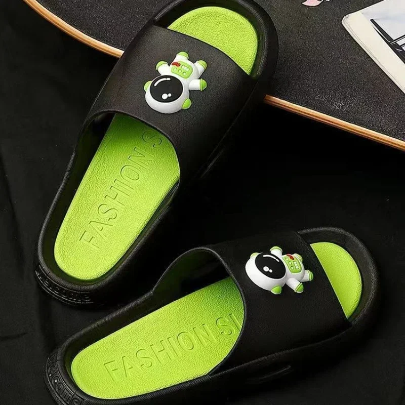 

Trendy New New Style Men's Slippers Summer Versatile Casual Comfortable Thick-soled Korean Style Non-slip Household