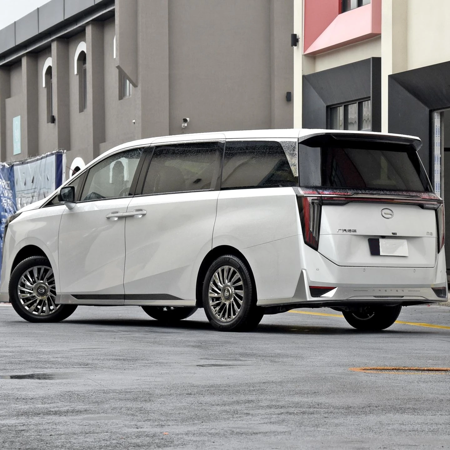 Neues oder gebrauchtes GAC Trumpchi M8 6 7-Sitzer-Auto, Benzin, Benzin, MPV-Auto