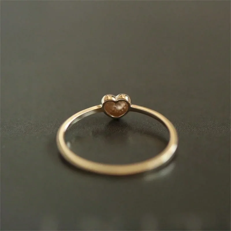 Love Smooth Ring, Simple and Fashionable Zircon Small Exquisite and Versatile Confession Gift, Light Luxury Jewelry and Headwear