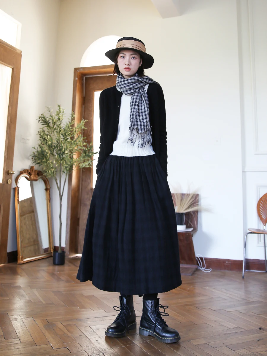 Black High Waist A-Line Midi Skirt Women's Fashion Autumn Winter Polyester Cotton Blend Pleated Slimming Versatile Skirt