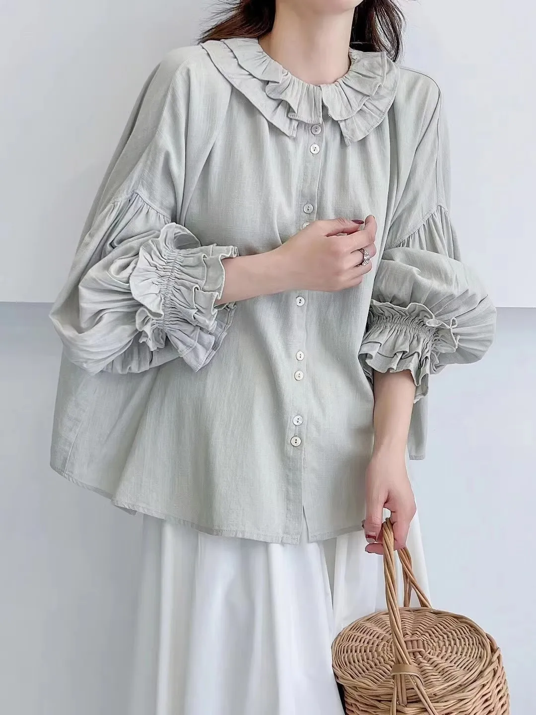 New Autumn Cotton Sweet Shirts Women Solid Ruffles Tops Long Sleeve Peter Pan Collar Loose Cute Doll Blouses Spring T39346QM