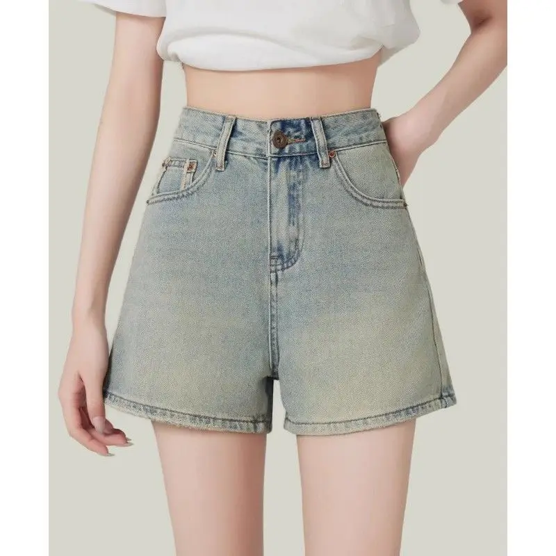

Retro Light Color Hot Girl Fur Edge Wide-leg Denim Shorts