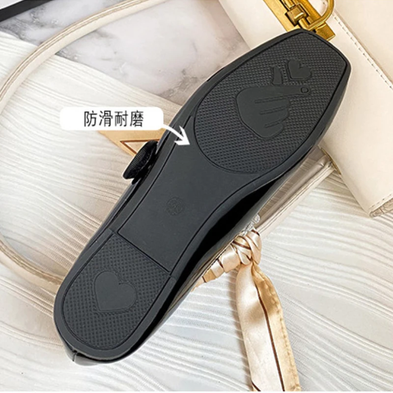 Plus Size 33-43 Women Flats Mary Jane Shoes Patent Leather Low Heel Girl's Shoes Bling Pearls Crystal Designer Sweet Loafers