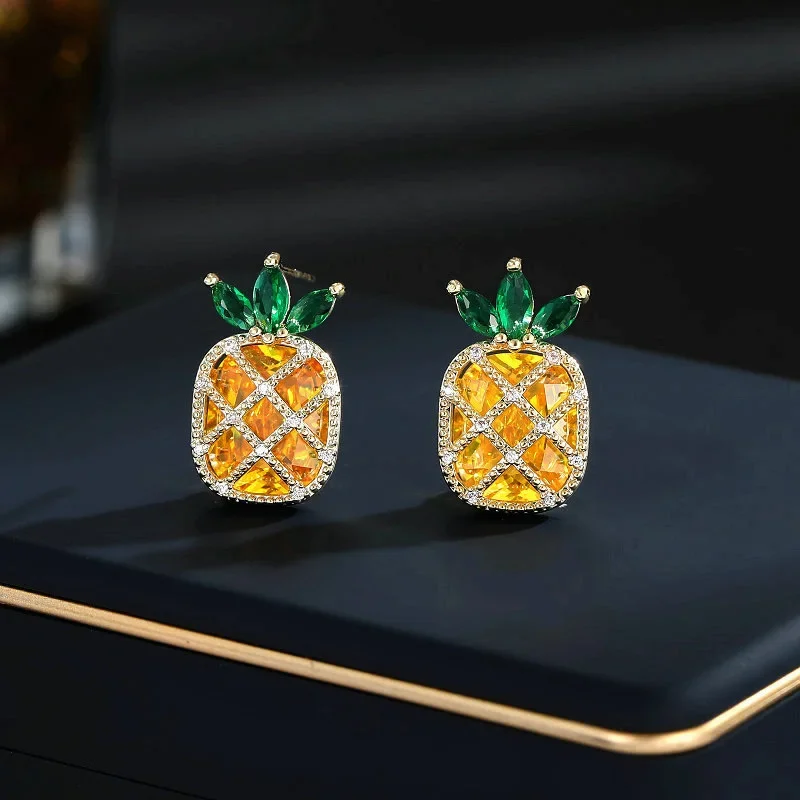 

s925 Silver Needle Zircon sweet, fresh, super ethereal, simple and versatile fruit pineapple stud earrings