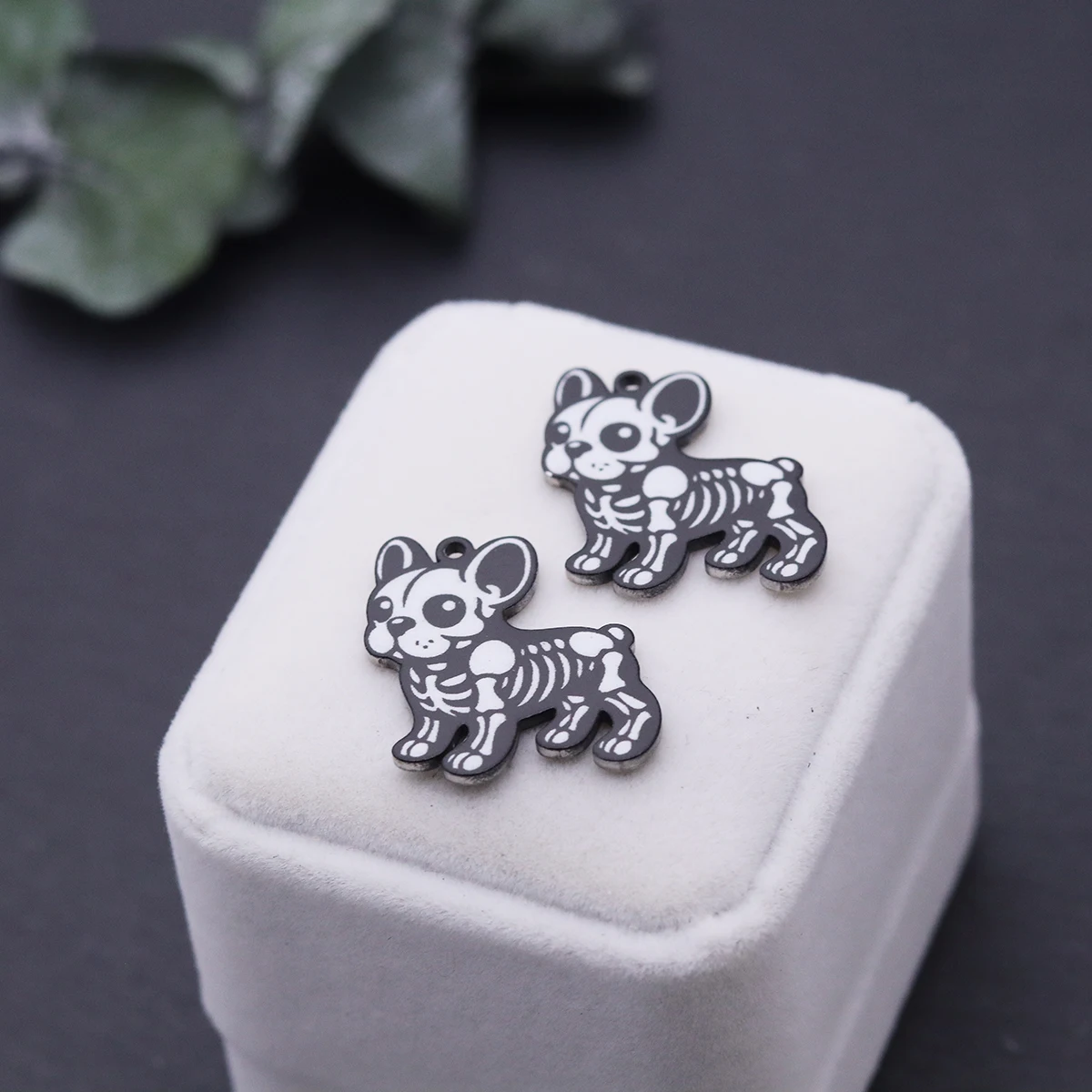 2pcs Stainless Steel Pet French Bulldog Charms Halloween Punk Black Skeleton Pendant For Necklace Jewelry Making Accessories