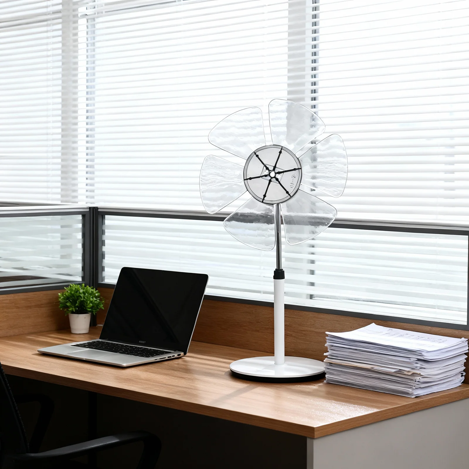 

Electric Fan Leaves for Floor Table Standing Fans High Volume Low Noise Easy to Remove and Clean Blades