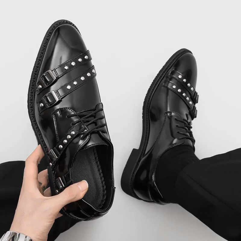 Punk Men's Shoes Fashion Black Pointed Rivet Leather Shoes Spring Comfortable Office Dress Shoes for Men Designer Business Shoe
