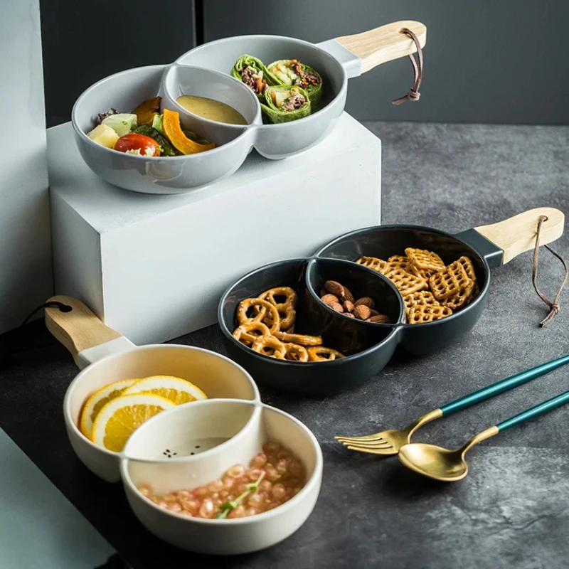 

Десертная тарелка и салатница — бытовые кухонные принадлежности и ресторанная посуда для украшения фруктов и сервировки