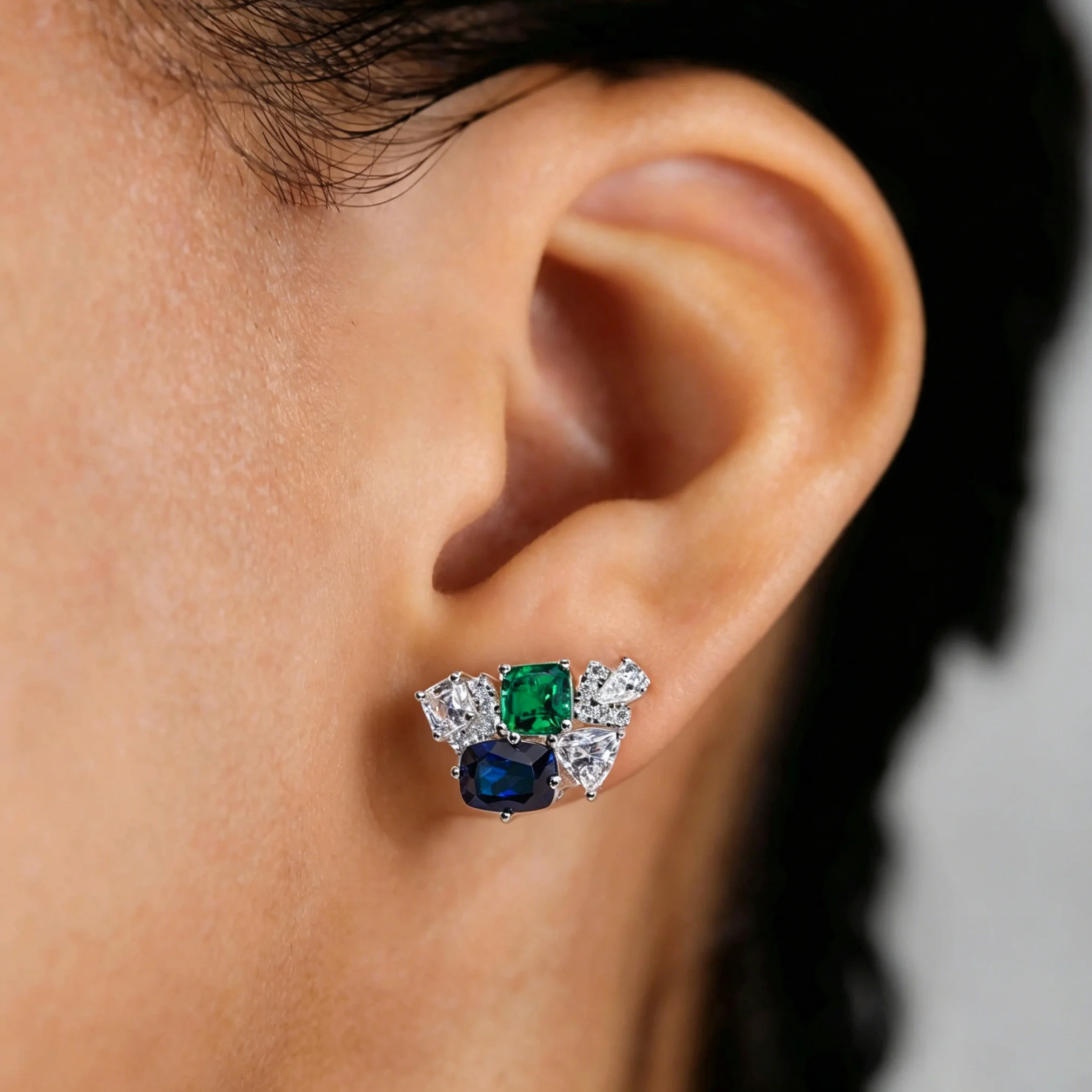 3.2cttw Lab Sapphire Emerald H - đánh giá và giá Cluster Stud Ear