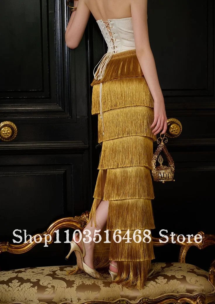 Aangepaste gember gele vintage Victoriaanse avondjurk geborduurd strapless korset franje zoom speciale gelegenheid baljurk