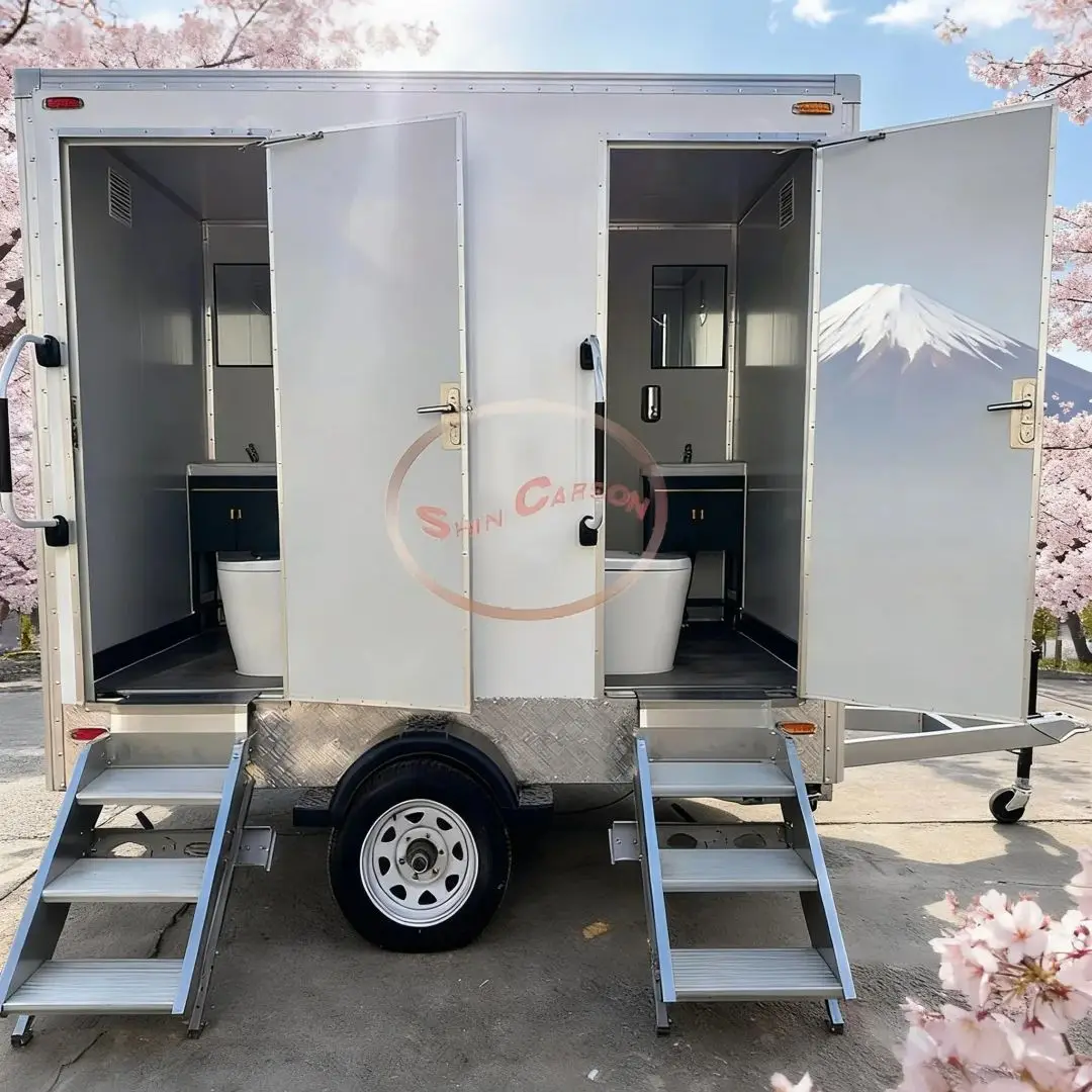 Portable Mobile Toilet, Outdoor Towed, Eco-Friendly Restroom, Multi-Person Odor-Proof Portable Public Toilet