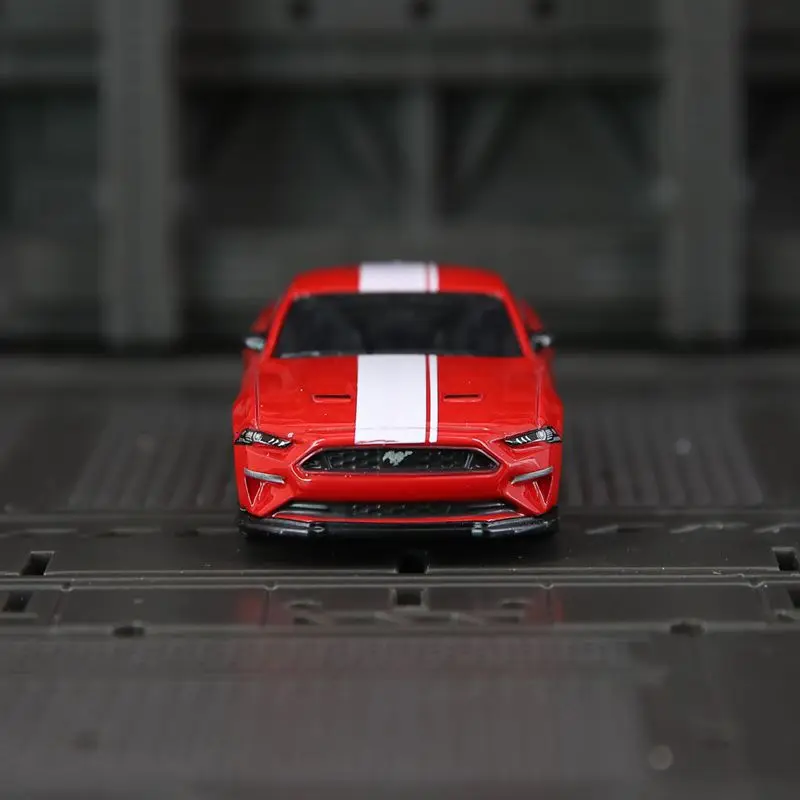 CCA 1:64 Simulation Ford Mustang 2018 GT Alloy Car Model Exquisite Ornament Collection Desktop Decoration Gift - view 5