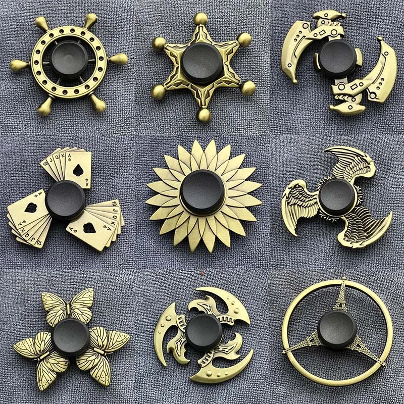 Fingertip Gyro Toy(Bronze Color) Spinner Antique Brass Metal Hand Spinner Stress Relief Decompression Toy For Kids Adults Funny