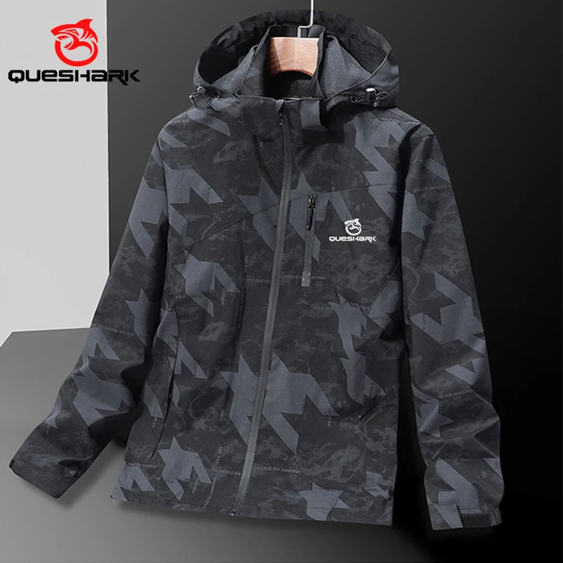 QUESHARK Men Camouflage Reflective Waterproof Windproof Softshell Camping Hiking Jacket Spring Autumn Trekking Windbreaker Coat