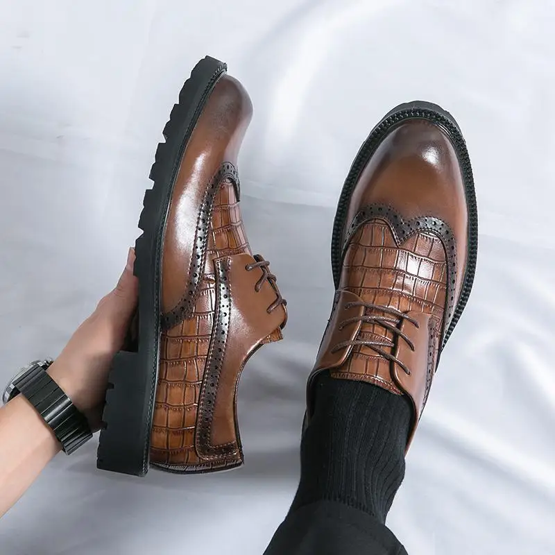 Zapatos Derby clásicos de alta calidad para hombre, zapatos de vestir de cuero informales con encaje en punta, de lujo, para boda