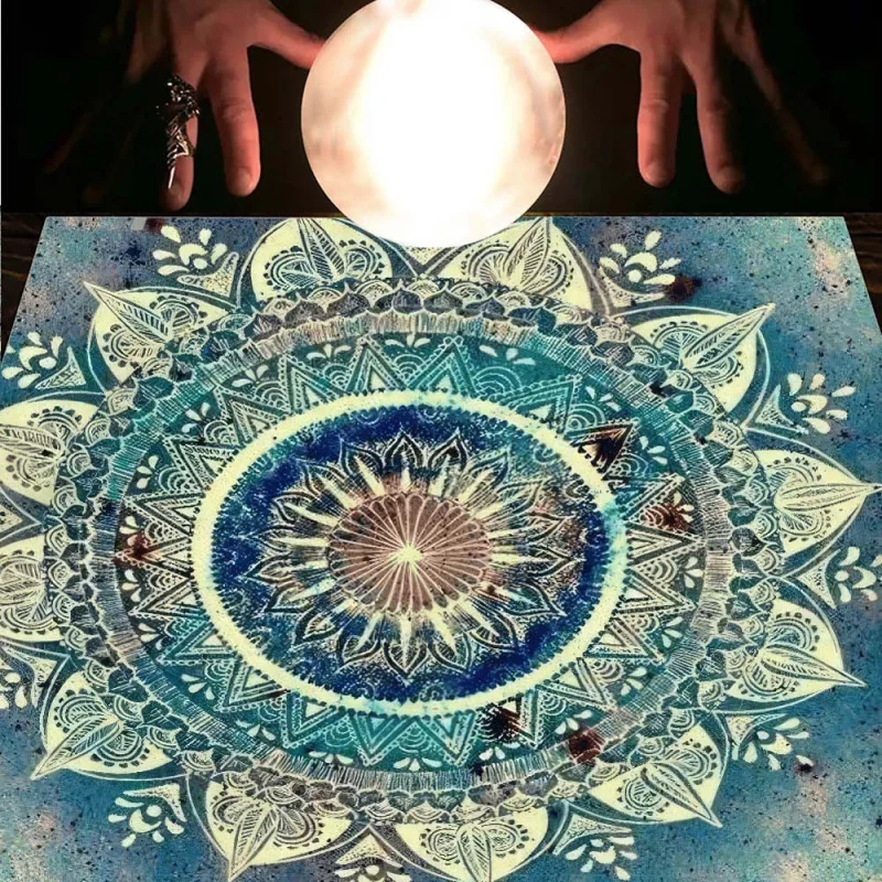 Tarot Tablecloth with Sun, Moon, Flowers, Bohemian Style Divination Mat Tarot Interpretation and Spiritual Ritual