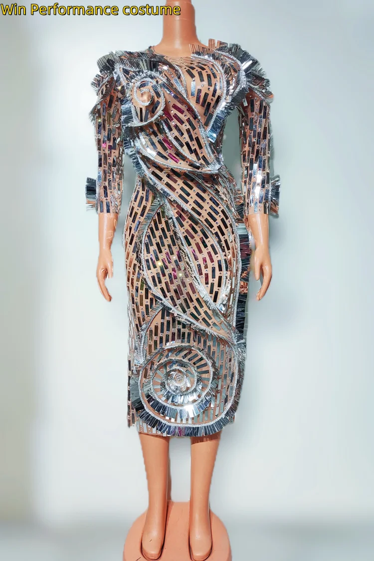white dress rihanna Rihanna Lace Open Back Dress S