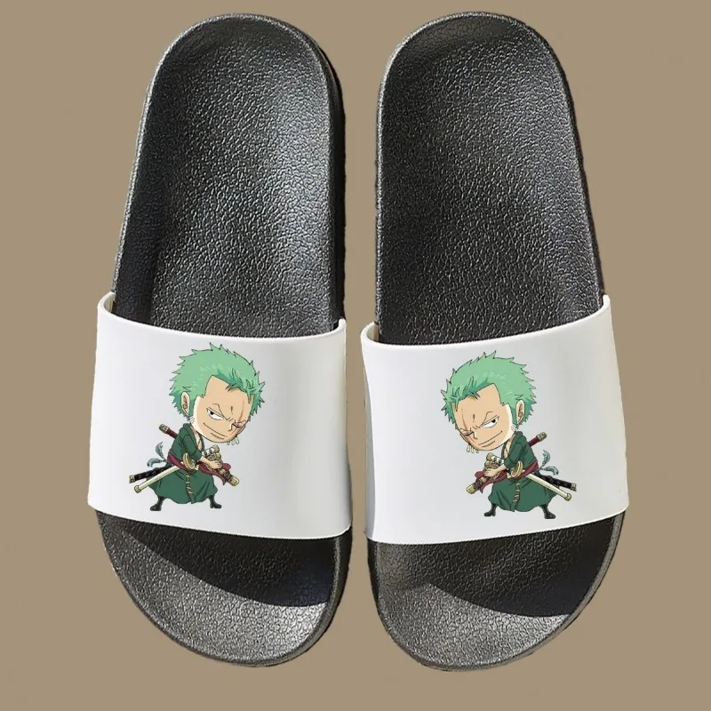 قطعة واحدة من رورونوا زورو لوفي أزياء بسيطة إبداعية بنمط كرتوني للرجال حمام منزلي نعل ناعم مانع للانزلاق شباشب مريحة