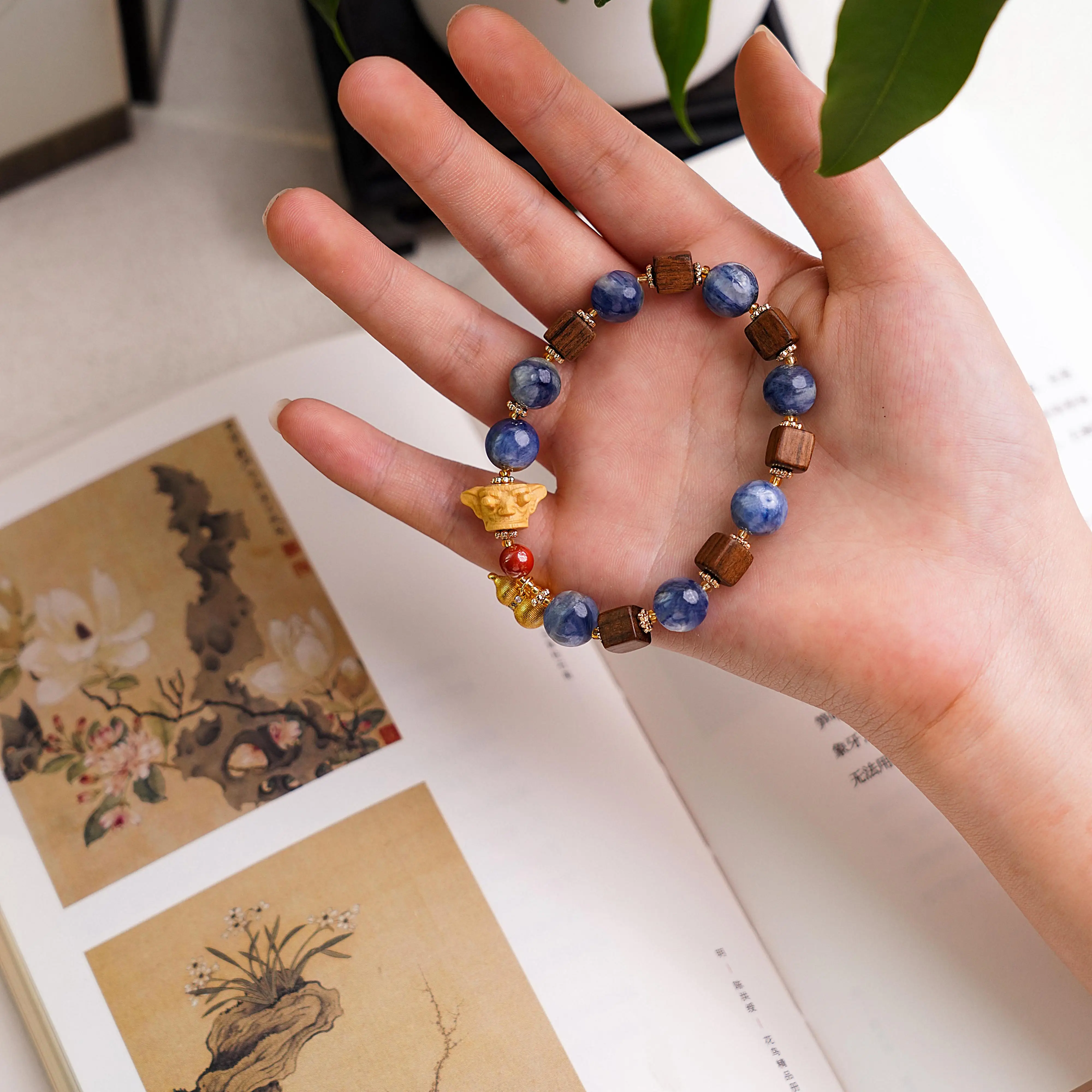 Bracciale con ametista blu e ametista a 3 stelle