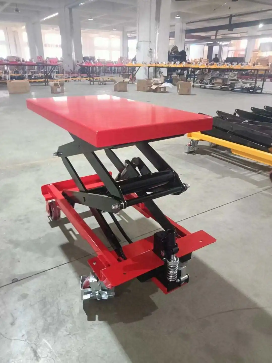 350kg 500kg 1000kg Customize Manual Lift Table Hand Hydraulic Scissor Lift Table with Wheels