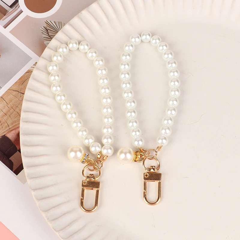 1pcs Metal Trendy Jewelry Women\'s Pearl Chain Key Chain Backpack Key Pendant Keychains Keyrings Accessories Key Ring Charm Gift