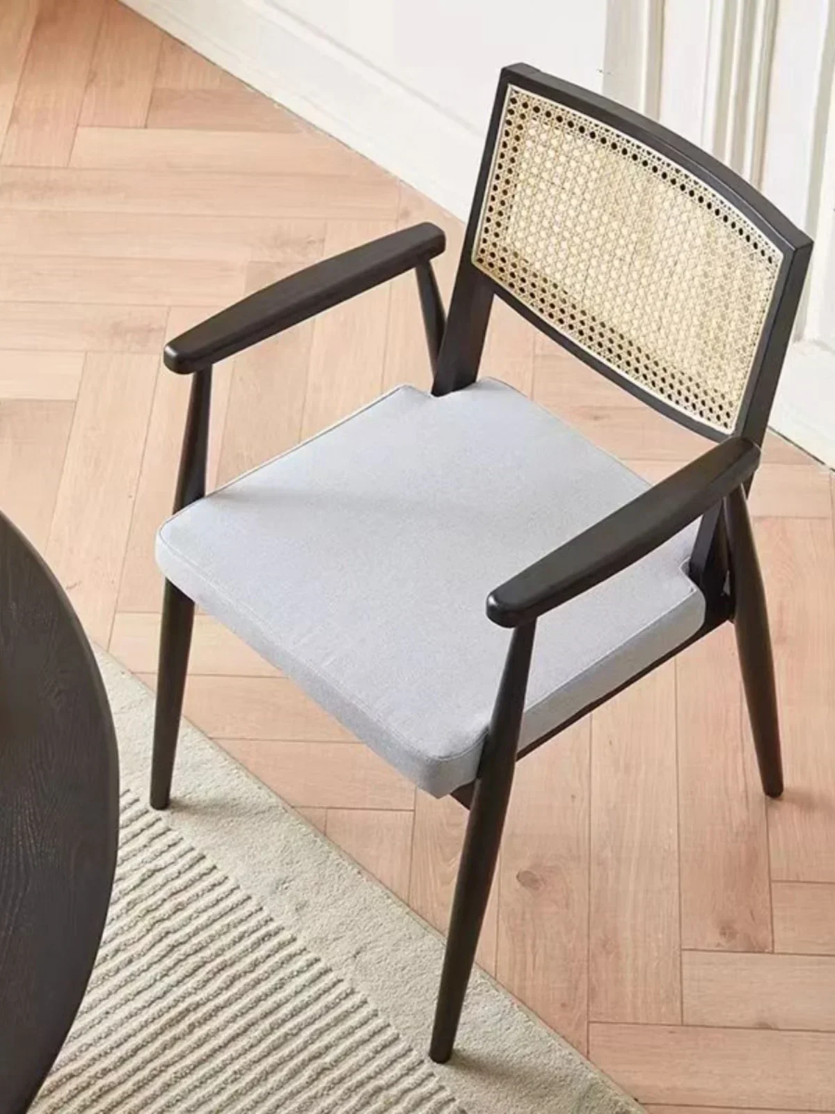 Wooden Classics Din…