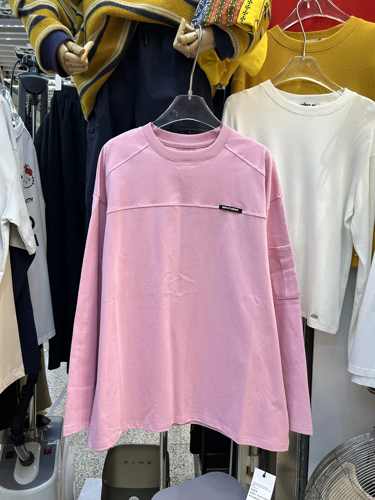 

Новая весенняя женская футболка больших размеров с длинным рукавом и круглым вырезом, универсальная, скрывающая недостатки фигуры, модная