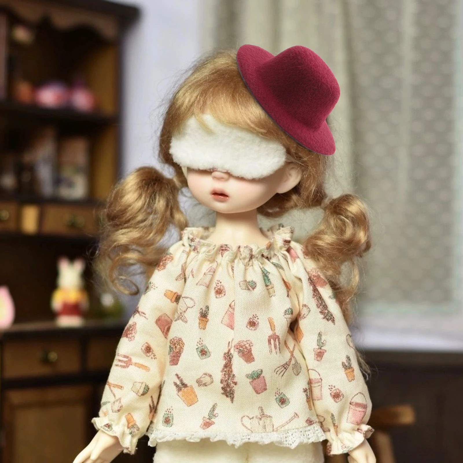 

15 Pcs Mini Handmade Hat Black Tiny Hats Manual DIY Crafts Miniature Decorative Cloth Cap Accessories Child House