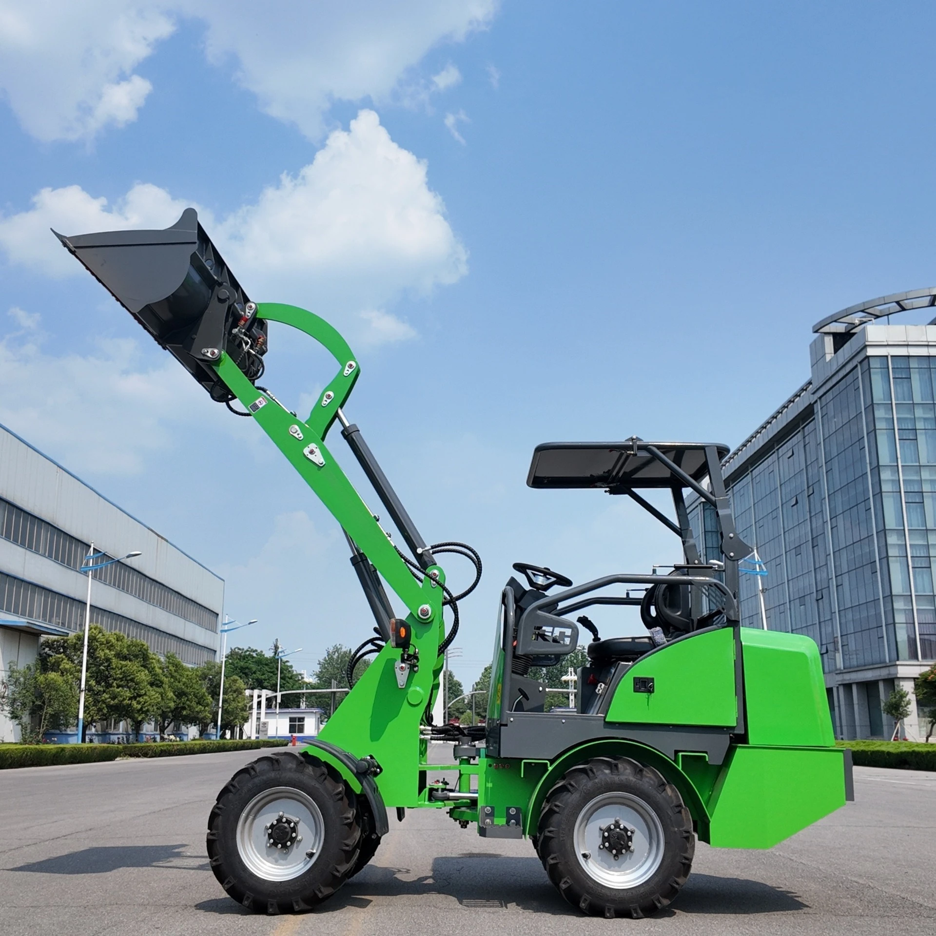 Guigong Machinery Price of New Energy Wheel Mini Loader, Electric Backhoe Loader