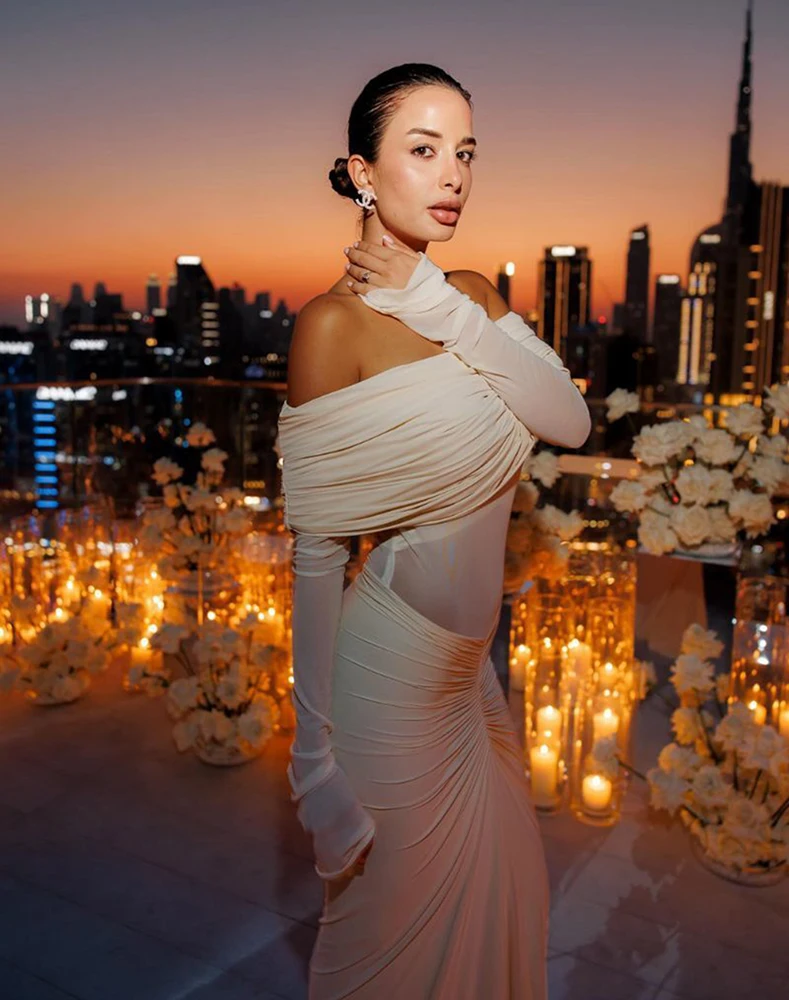 

European And American Women's Sexy Off Shoulder Hollow Out Dress With Long Skirt Temperament Pleated Slim Fit Banquet Gowns