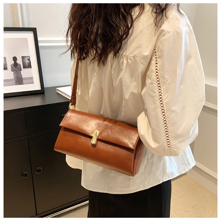 Famous brand design bags for women 2023 new luxury bolso replica Fashion Retro Handbag Female Shoulder Bag Horizontal square bag