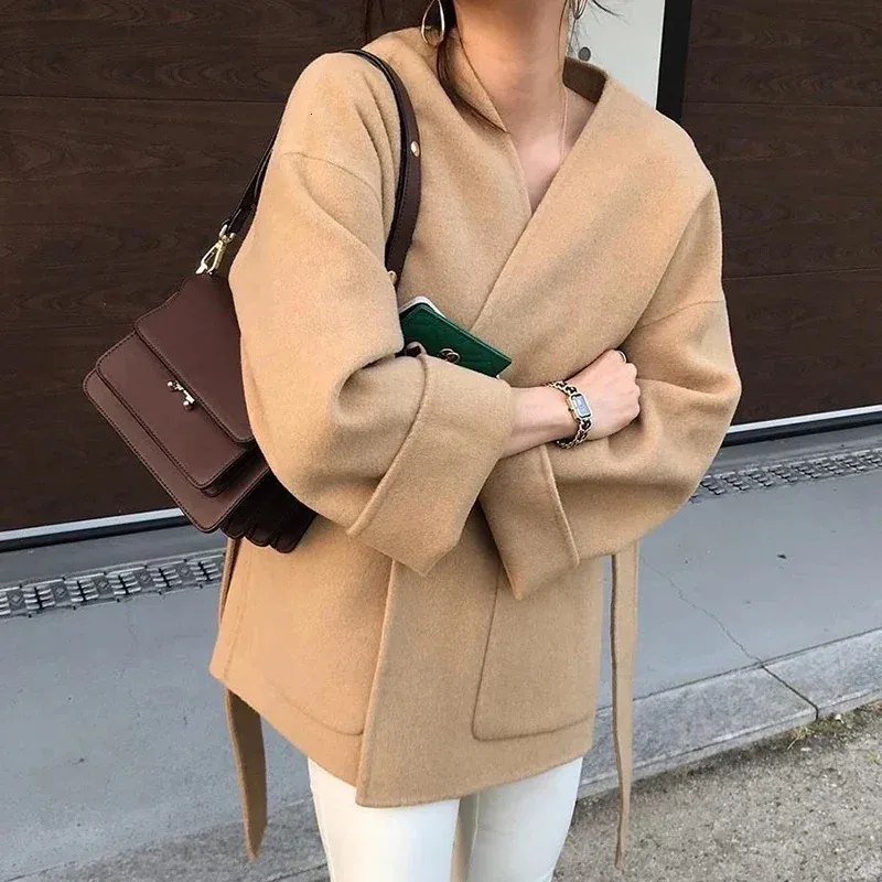 New 2023 Autumn Winter Minimalist Elegant Thick Warm Woolen Coat Korea Style Oversize Blends Wool Coats Feminino Lazy Overcoat