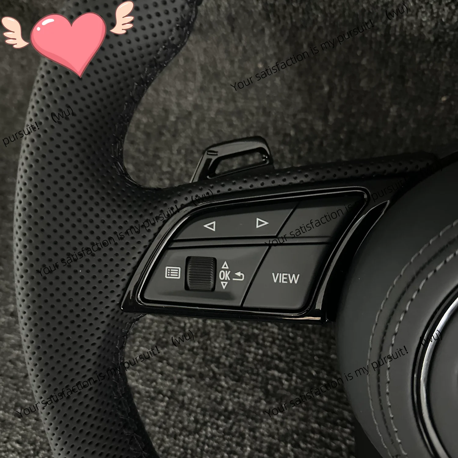 For Audi A1 / A3 / A4 / A5 / A6 / A7 / A8 / Q3 / Q5 / Q7 / Q8 / R8 / TT leather, suede steering wheel covers, horn covers