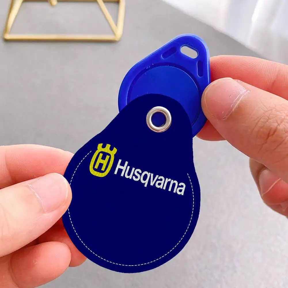 H-Husqvarnas Logo 1pcs Leather Card Holder with Key Ring Water Drop Shaped Key Case Keychain Doorlock Accessories view 3