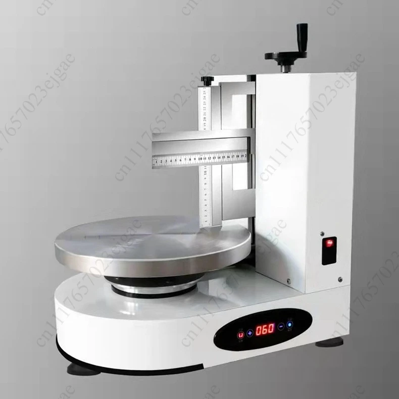 Birthday cake automatic coating machine