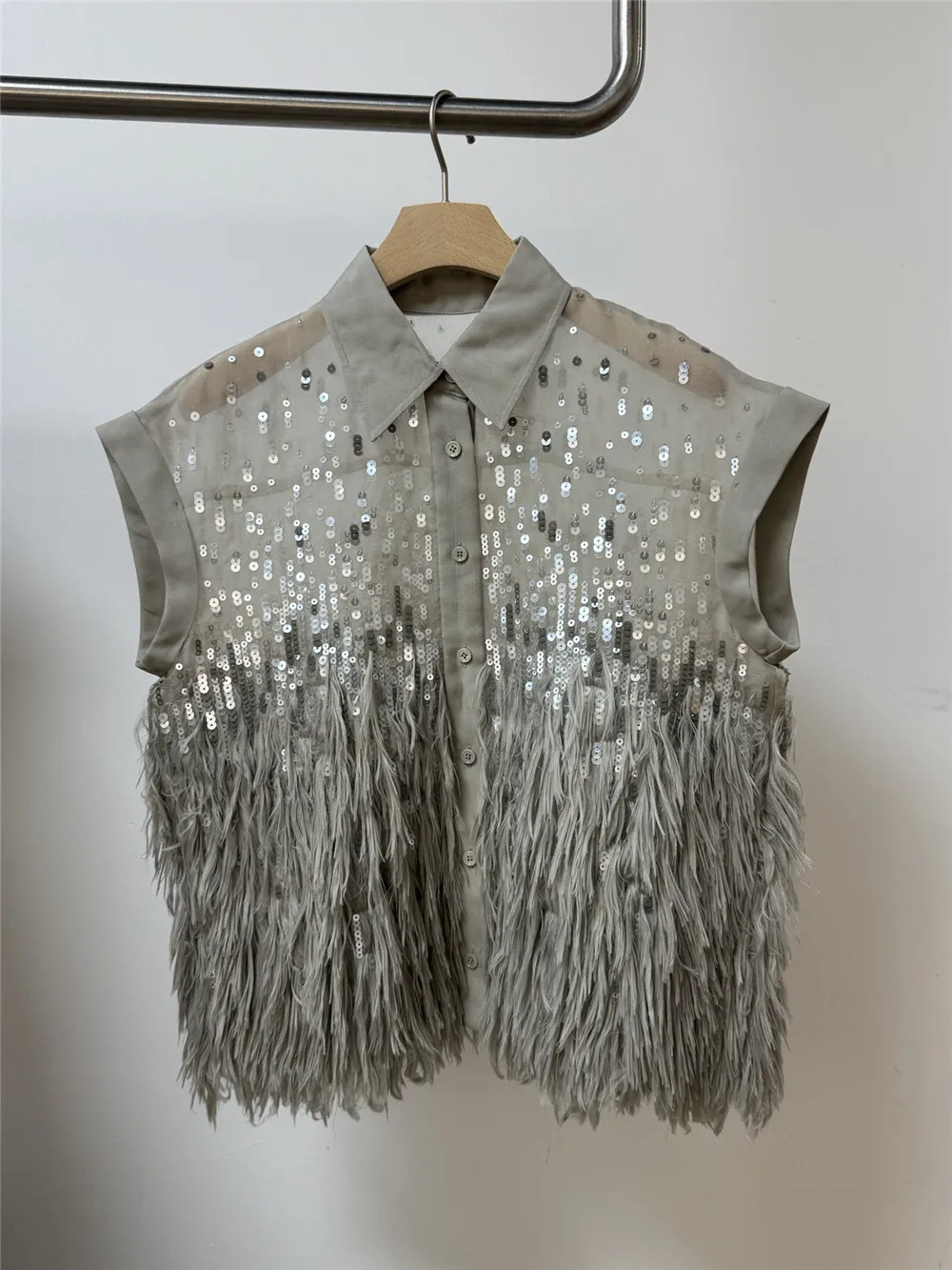 Women's Lapel Feather Embellishment Sleeveless Vest Silk Shirt