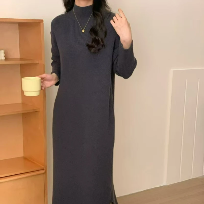 Vestido de malha semi-alto, cor sólida, outono/inverno, novo estilo, camada interna espessada, comprimento do joelho, vestido longo de suéter para mulheres