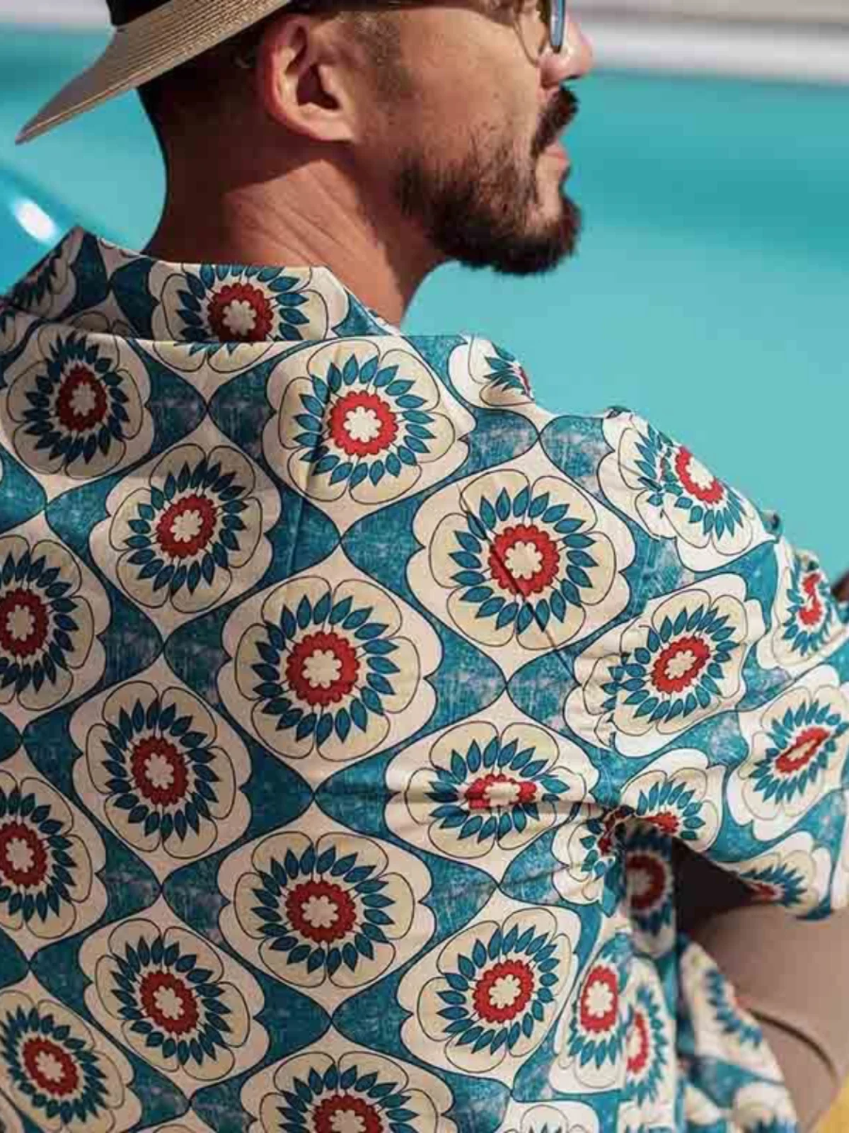 

2024 Summer New Men's irt Thin ort Sve National Sle Design Cool Haome Stand Fit Button Decorated Polyester Blend
