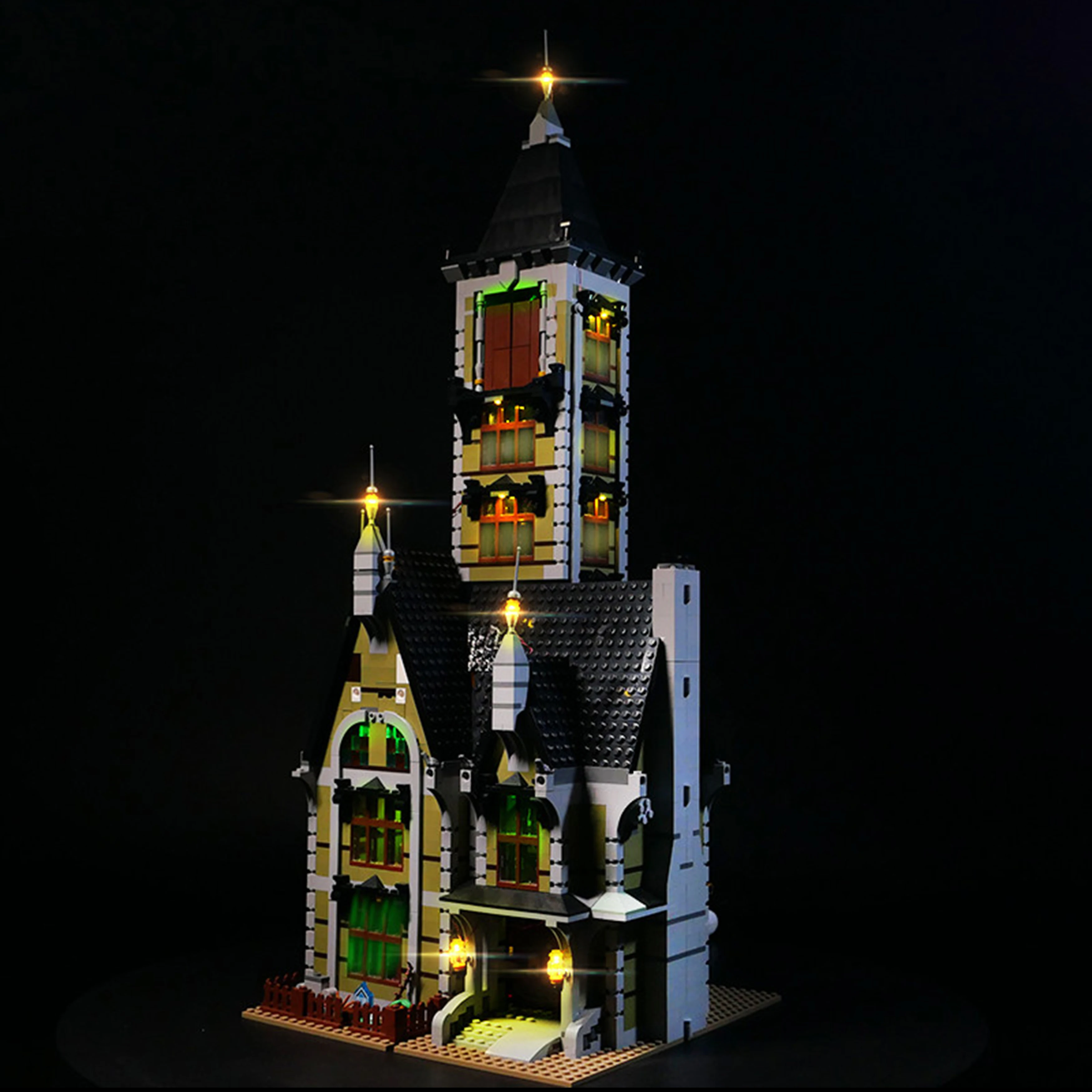 Kit luce LED per blocchi di costruzione fai-da-te per modello di casa stregata spettrale 10273, accessori di illuminazione con telecomando per display creativo