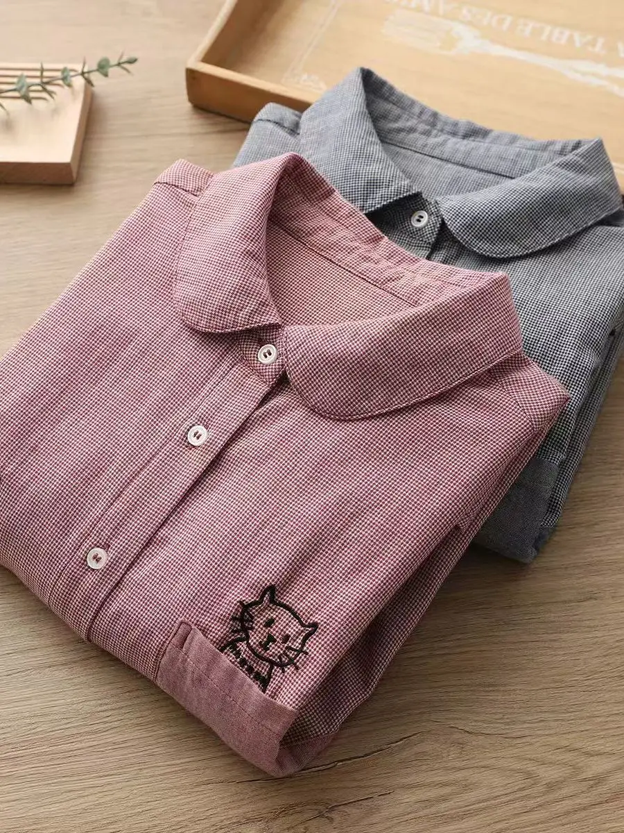 

Женский топ из хлопка и льна в клетку в стиле ретро, весенне-осенний свободный топ с художественной антивозрастной вышивкой irt