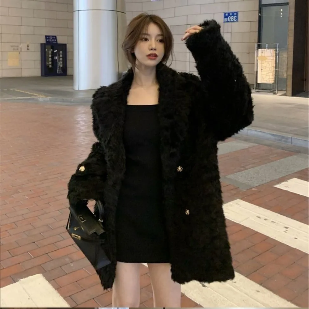 Winter Warm Fluffy Faux Fur Coat Women Lambswool Jacket Lapel Long Sleeve Vintage Luxury Outerwear Korean Fashion New Fur Jacket