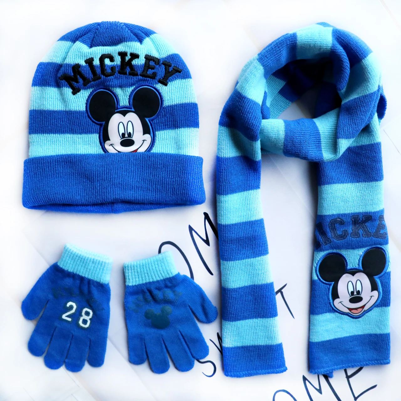 Disney New Autumn and Winter Cute Children Mickey Minnie Mouse Cartoon Scarf Hat Glove three-piece Warm Boy Girl Child hat