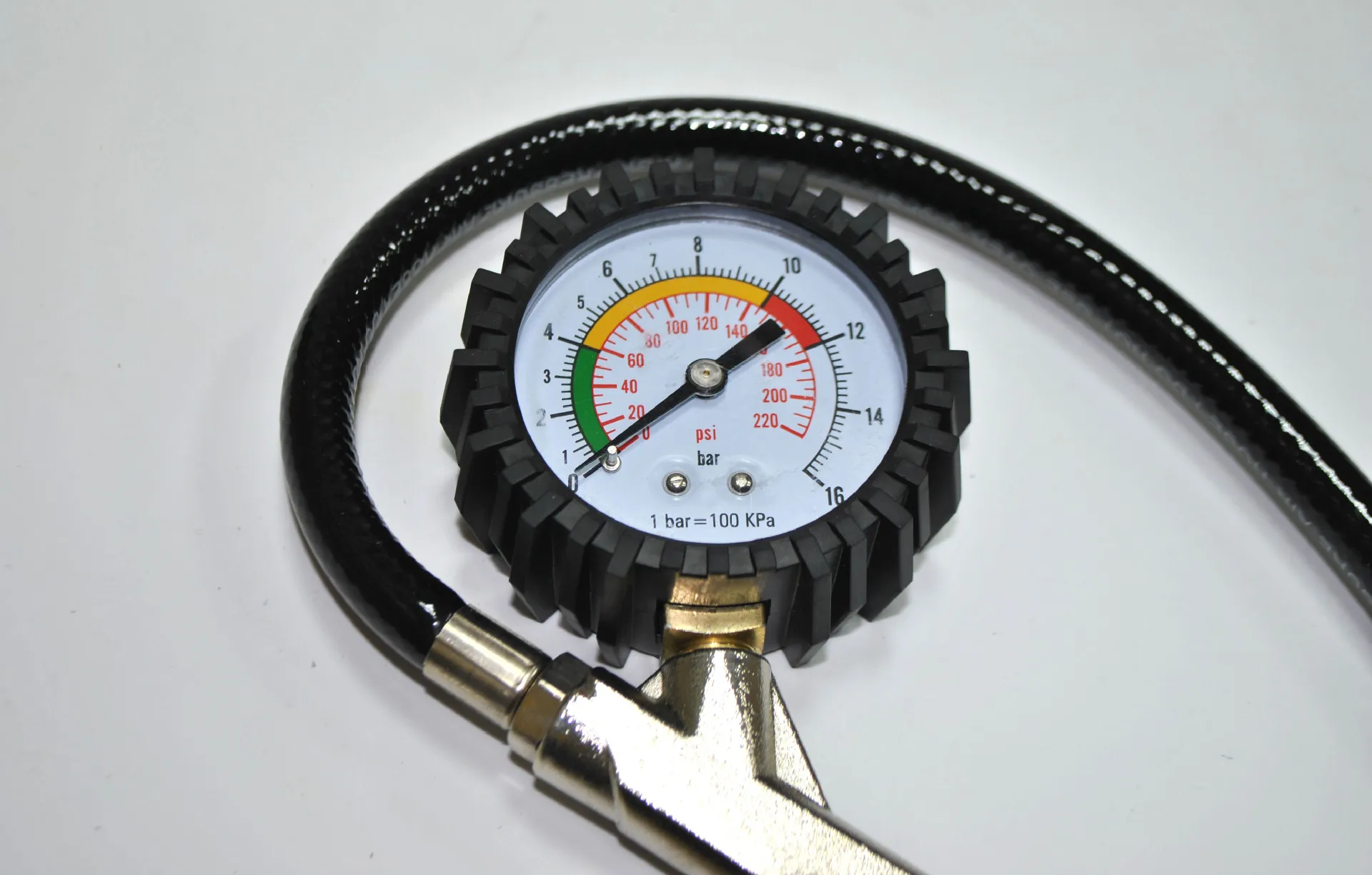 Car Multifunction Tire Pressure Gauge Tire Pressure Gun Inflatable Gun Air Pressure Strap Deflating Inflating Tire Pressure