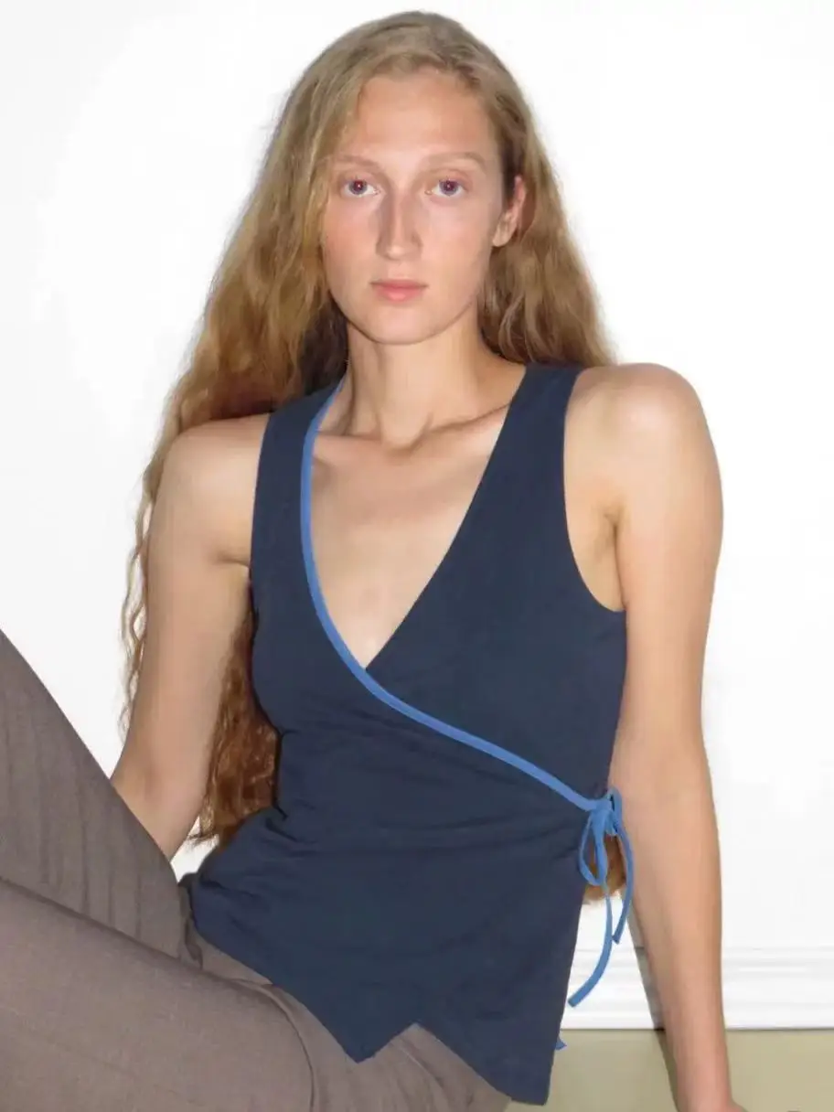 Chaleco sin mangas con cuello en V y cinturón entrecruzado Paloma Blue para mujer, tejido fino de verano, informal, a la moda, tela de alta calidad